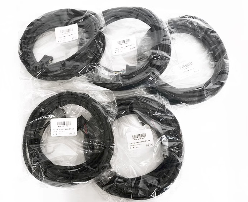 Urgent Delivery Mitsubishi cable PCS060N-30.0-0C5 new