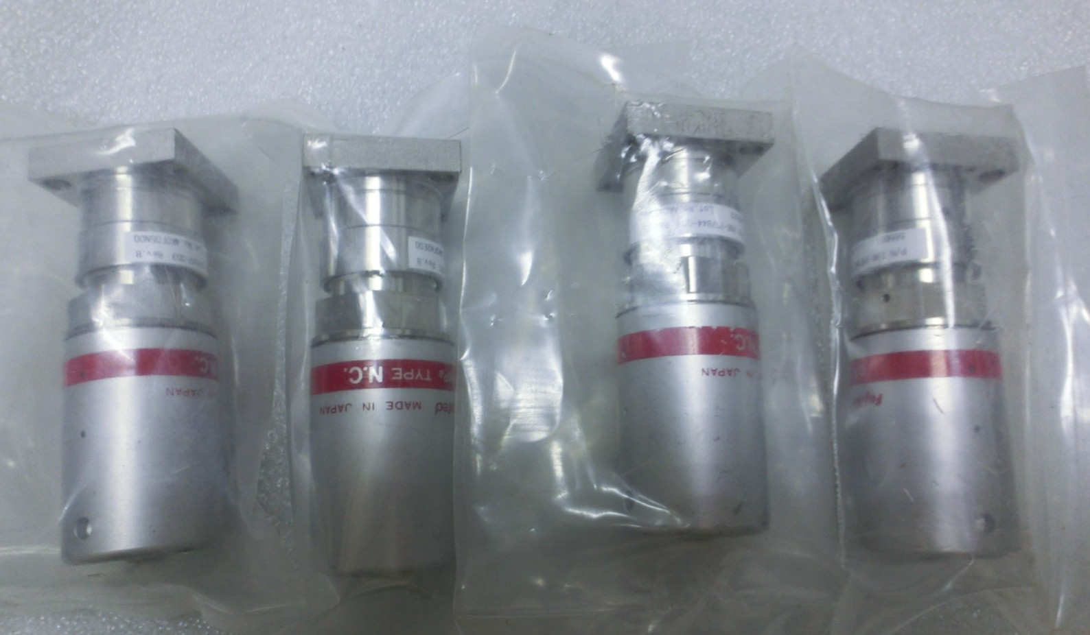 4pcs Fujikin 565601 Lam 766-197842-003 Rev B Diaphragm Valve,0.5~0.6mPa N.C~9927