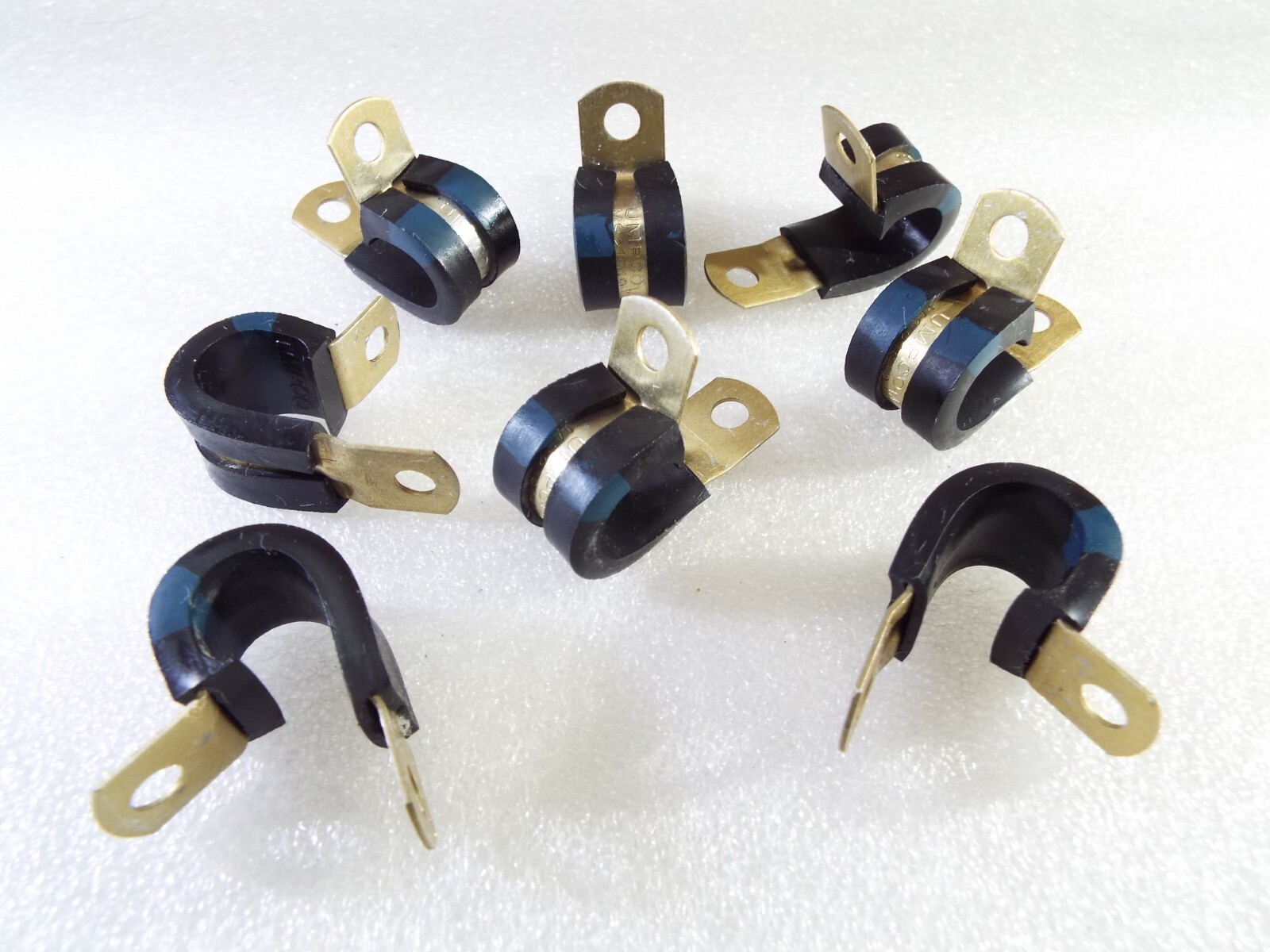 QTY8 LOOP 7/16″ CUSHIONED CABLE WIRE CLAMP NEOPRENE ALUMINUM UMPCO MS21919-WDG7