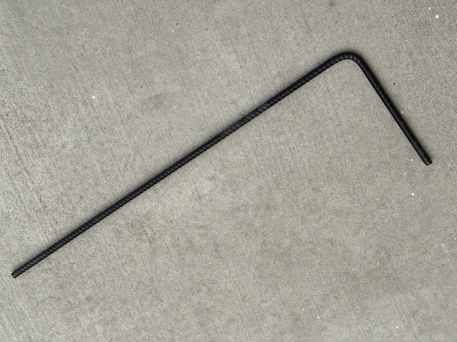 Sandbaggy 30″ L-Shaped Rebar Stakes – Pre Bent – 1/2″ Diameter (#4 Rebar)