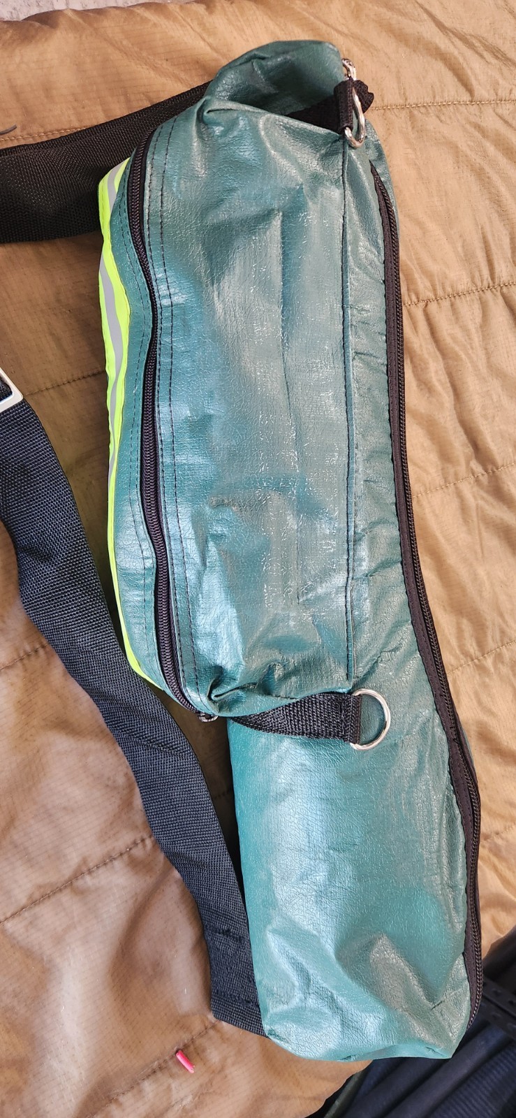 Green EMS Trauma oxygen cylinder bag D.