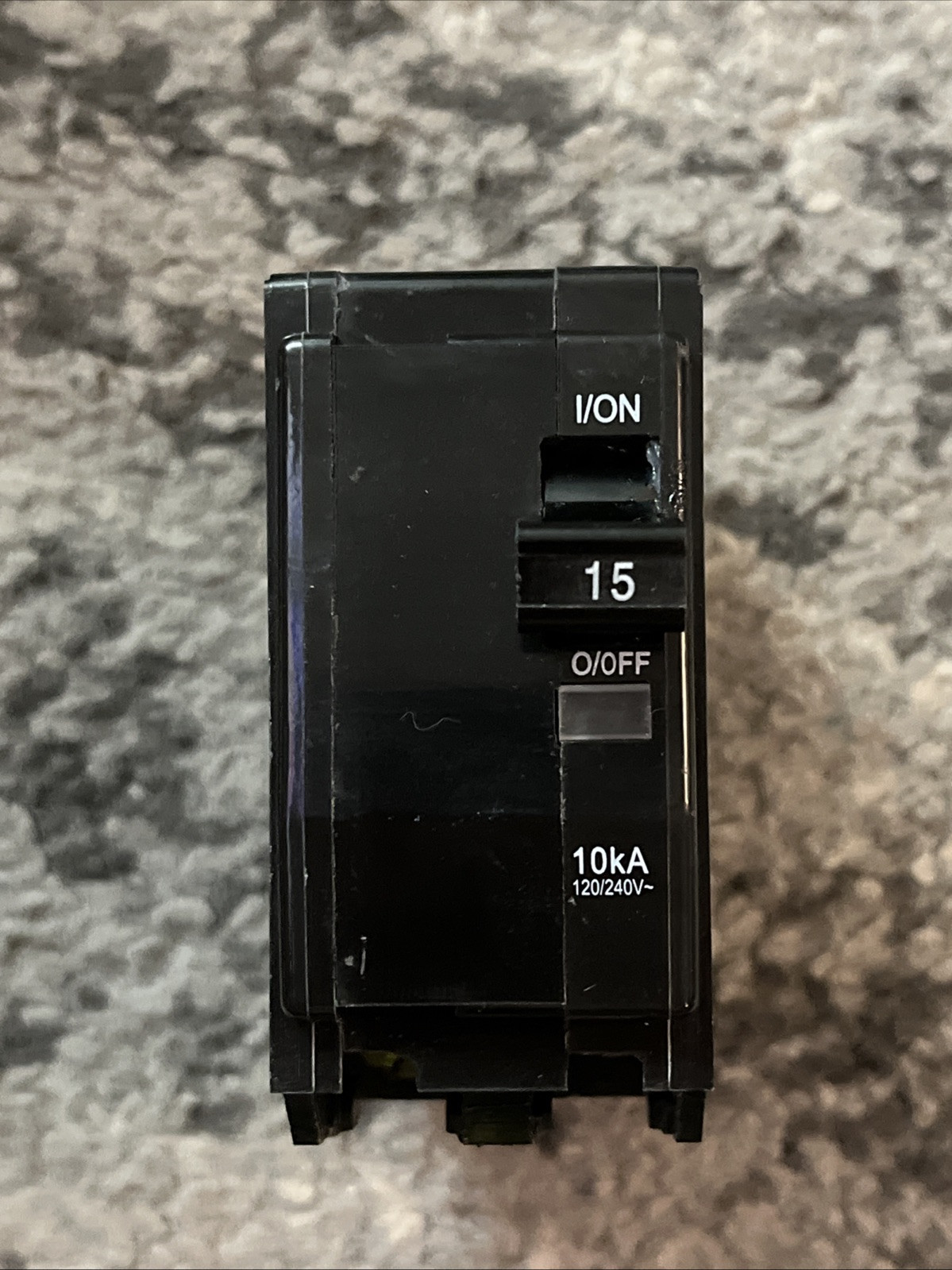 Lot Of 4 -15 Amp 2 Pole Circuit Breaker, 215CP, 120/240V, 10KA, Plug-in Mounting