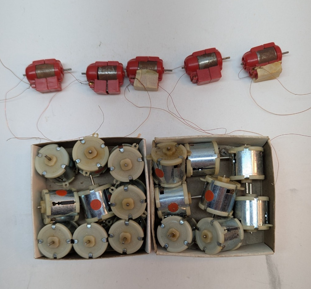 LOT OF 22 OLSON Electronics Small DC Electric Hobby Motor Kit 1.5-3VDC