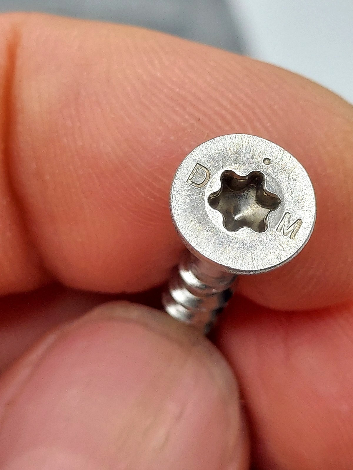 1-1/4″ T20 Star Drive #8 Flat Head Wood Screws 316 Marine Stainless Steel 200/ea