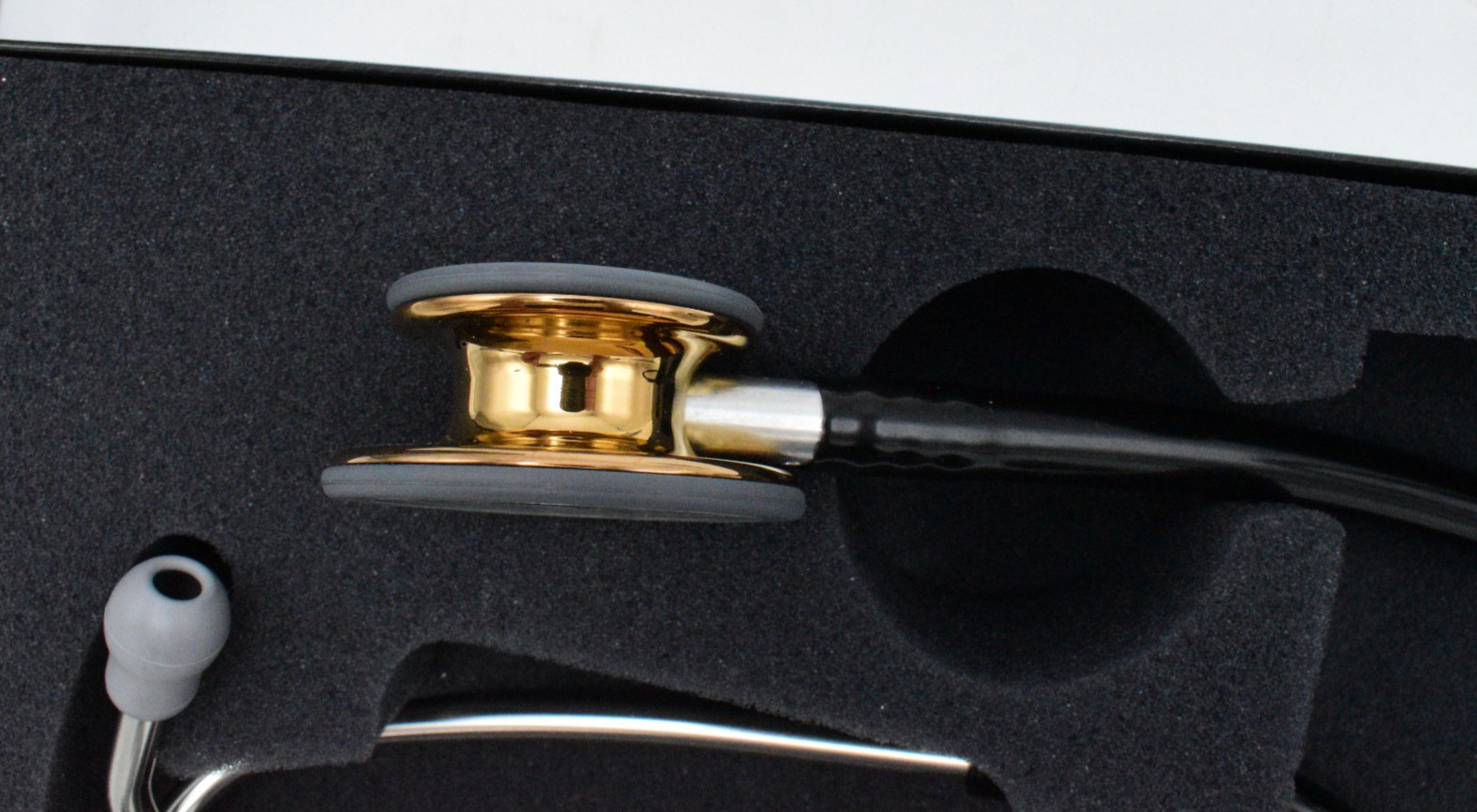 Littmann Classic III Stethoscope 27″ Black Tube Polished Copper Chestpiece #5646