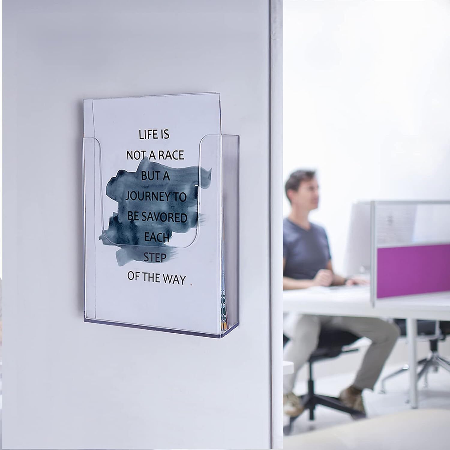 Brochure Holder Wall Mount ,6 x 9 Inches Acrylic clear