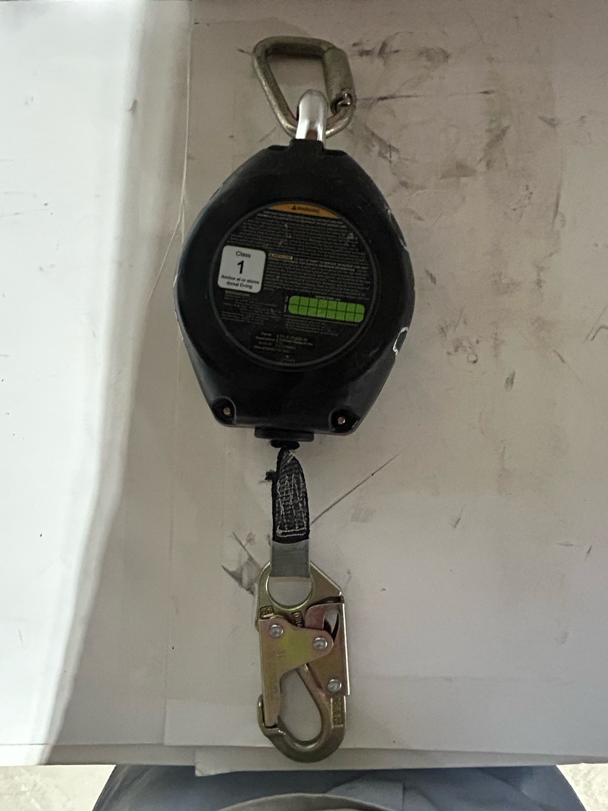 SafeWaze FS-FSP1420-W Class 1 20′ Web Retractable w/Locking Snap Hook