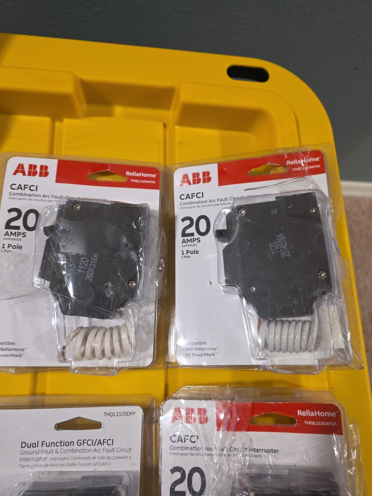 Lot Of 20 AMP Breakers (12) ABB, GE, Siemens