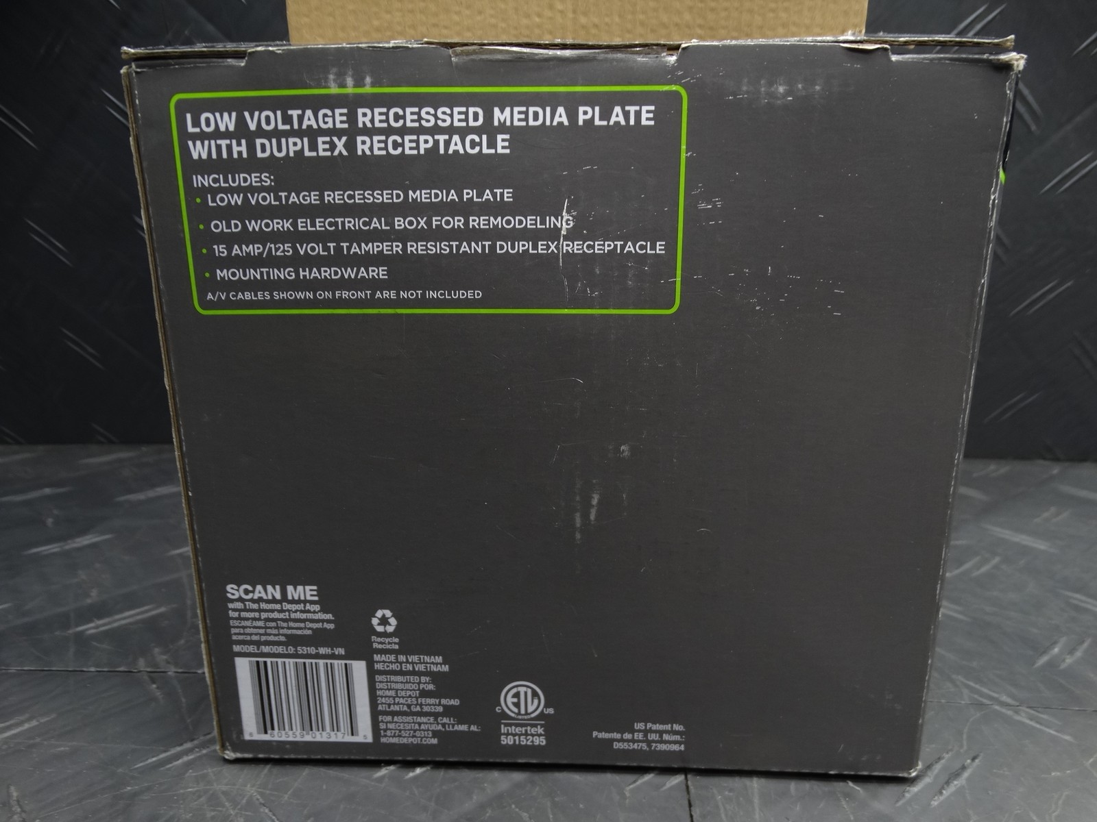 Commercial Electric 1-Gang 1-Decorator/Rocker/1-Duplex; Cable Wall Plate 1-Pack