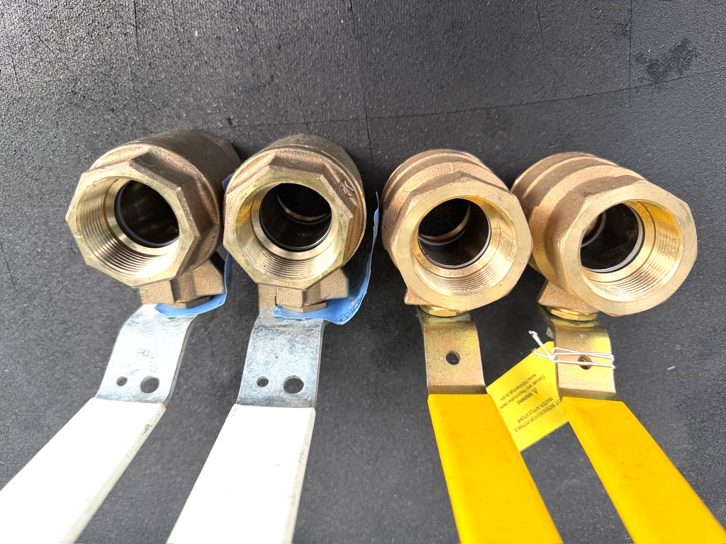 LOT(4) Nibco & MV 1-1/4″ NPT Bronze Ball Valves HydraPure NL951XB T-585-80-LF +