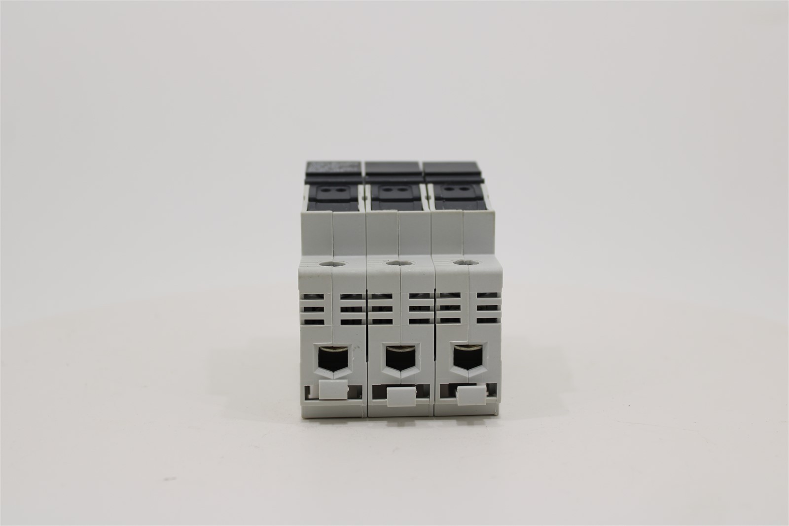 Allen-Bradley 1492-FB3C30 Fuse Holder | 3-Pole | 30A | 110-600V AC/DC