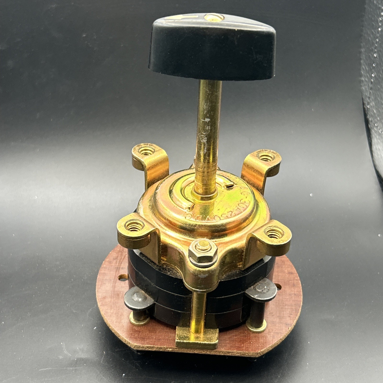 Heavy Duty Rotary ElectroSwitch 30A 460VAC-30A 250VDC KS-5716-L7 Spring Loaded