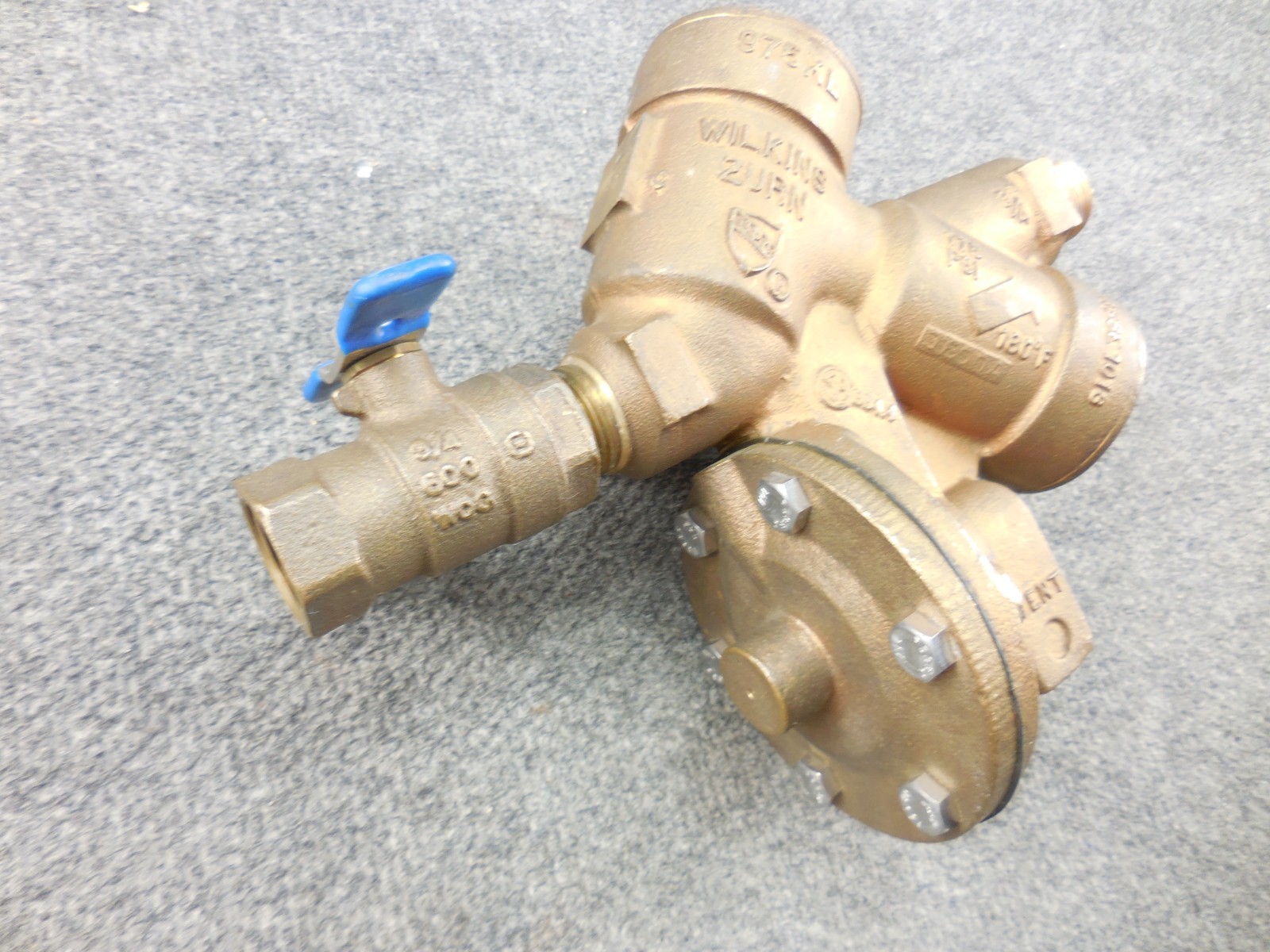 Unused Zurn Wilkins 975XL 3/4″ NPT Brass Bronze Backflow Preventer