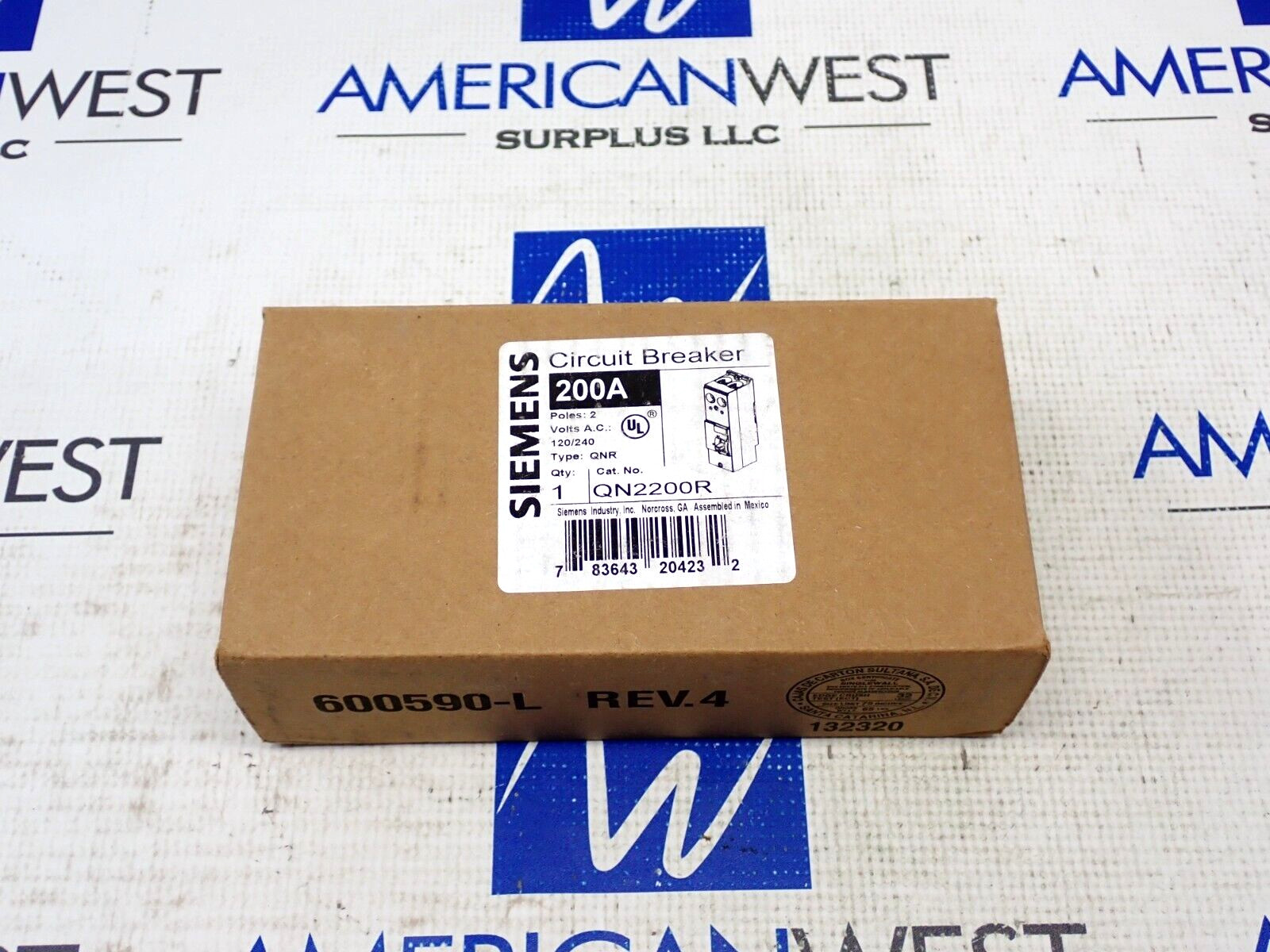New Siemens QN2200R 2 Pole 200 Amp 120/240 Volt Type QNR Circuit Breaker