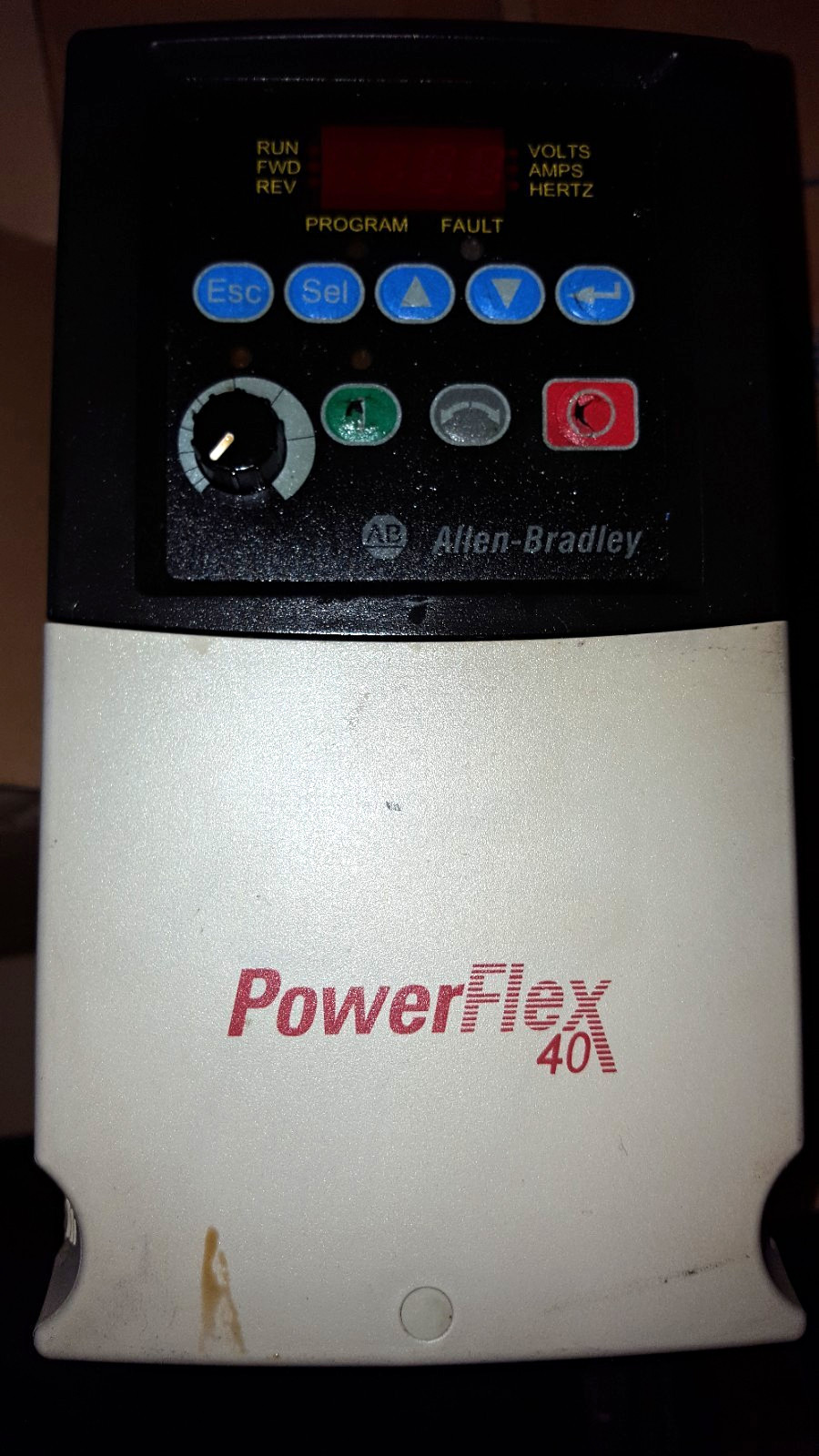 Allen-Bradley PowerFlex 40 VFD AC Drive 240V 3-Phase 3HP 2.2kW Open