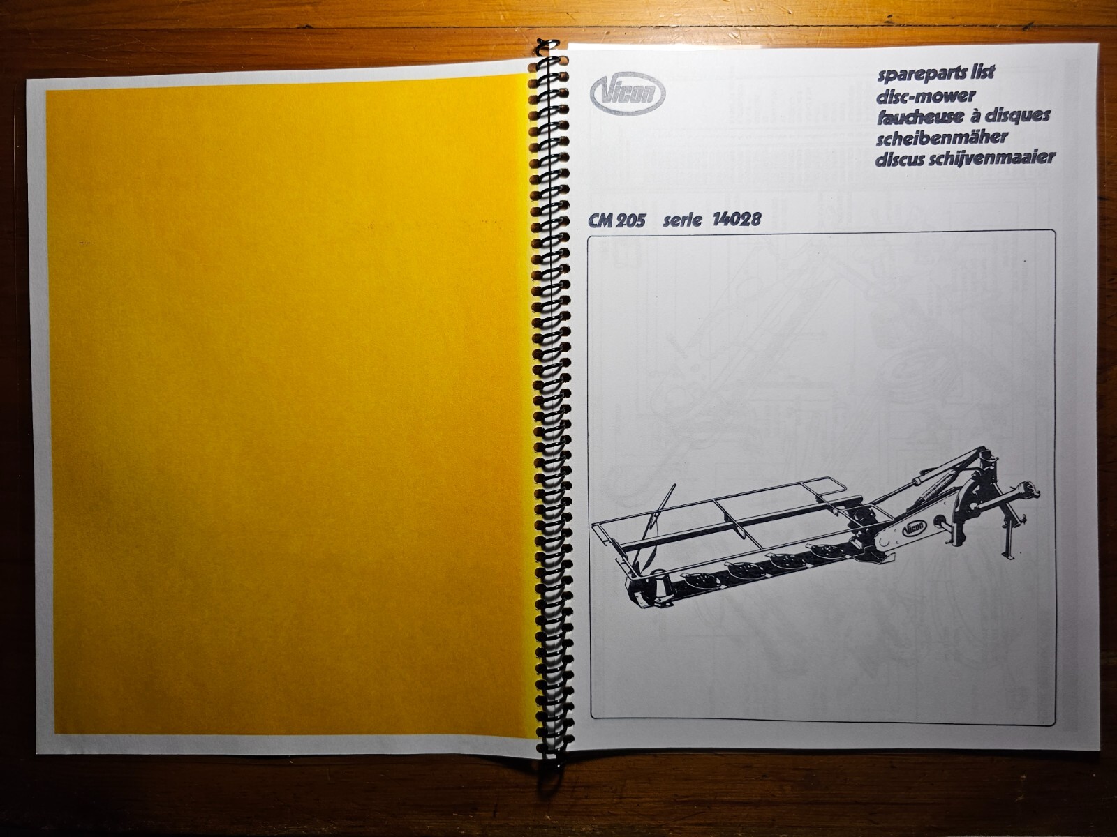 Vicon CM205 Series 14028 Disc Mower Parts Manual 70.001.940