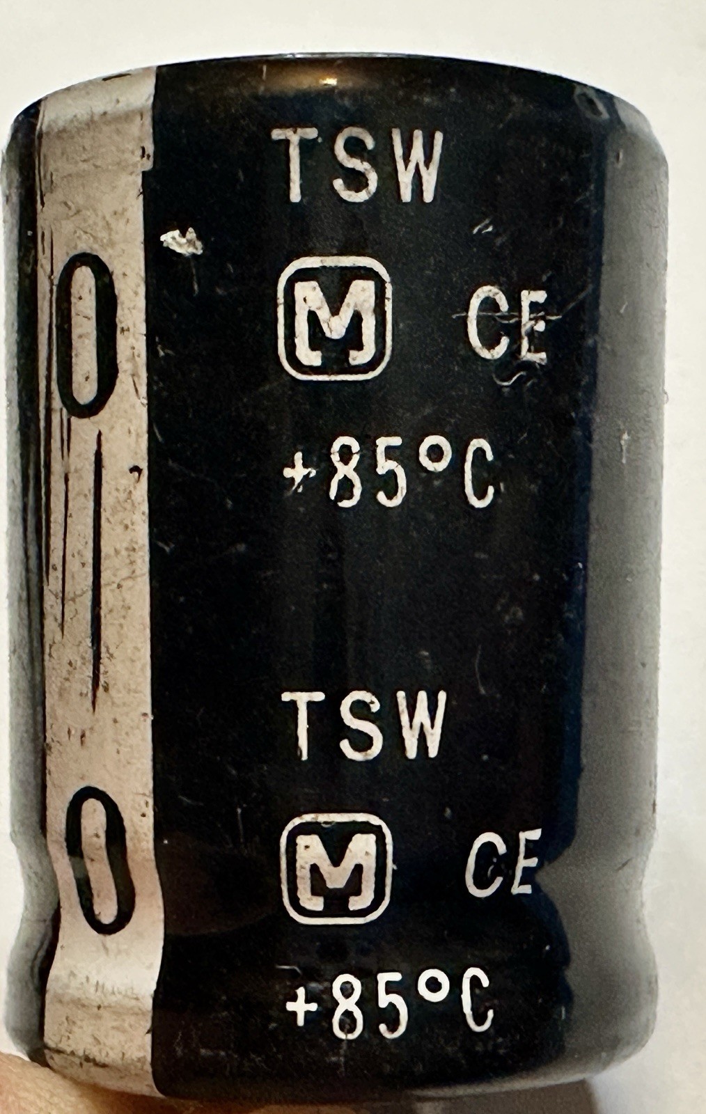 25 Panasonic Matsushita TSW 1000uF 35V Snap-In Electrolytic Capacitors NOS