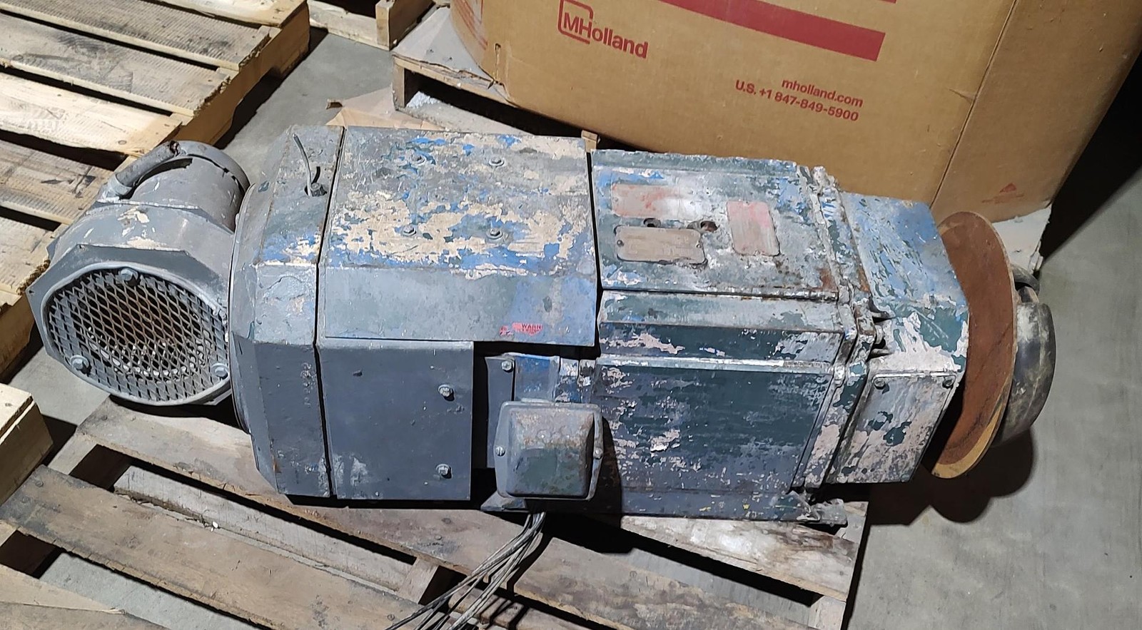 Reliance Electric DC Motor 500V-DC 1750/2300RPM 20HP B2810ATZ