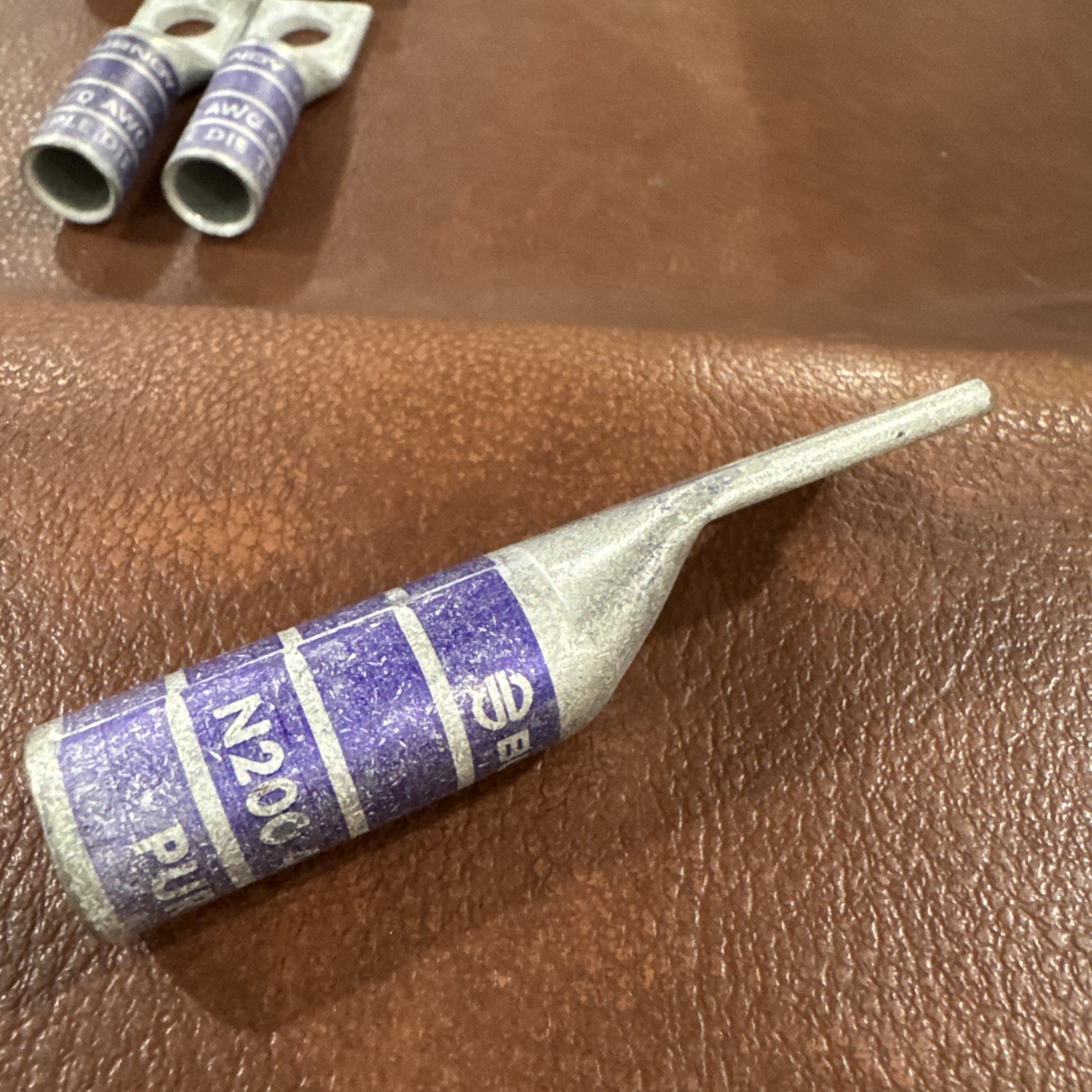 Lot of 6 Burndy YA28: One-Hole Compression Lug, N200 4/0 AWG CU, Purple Die 15