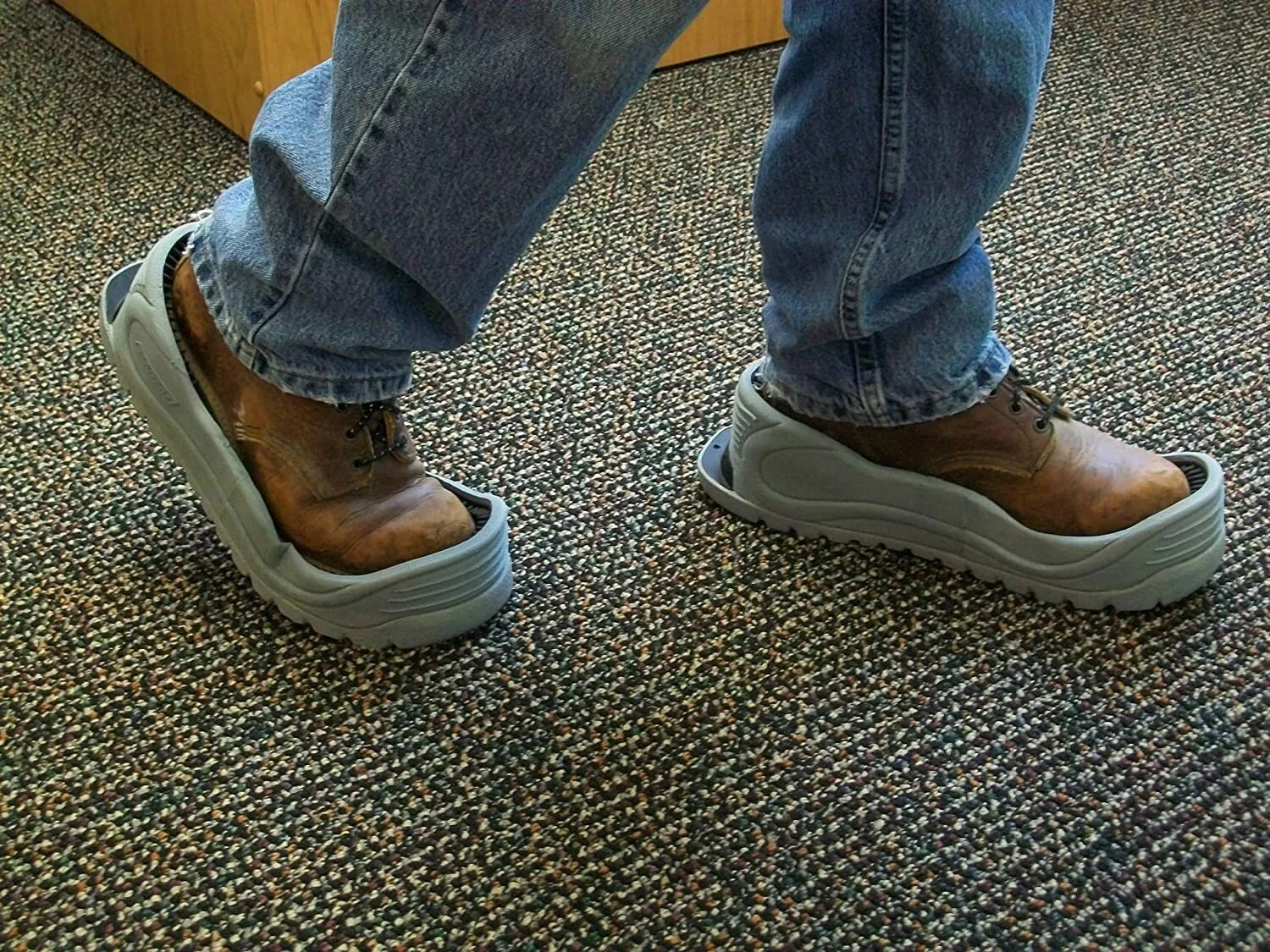 (Size 6.5 Men’s – 8 Women) Tidy Trax (B) Hands-Free Shoe Boot Indoor Covers