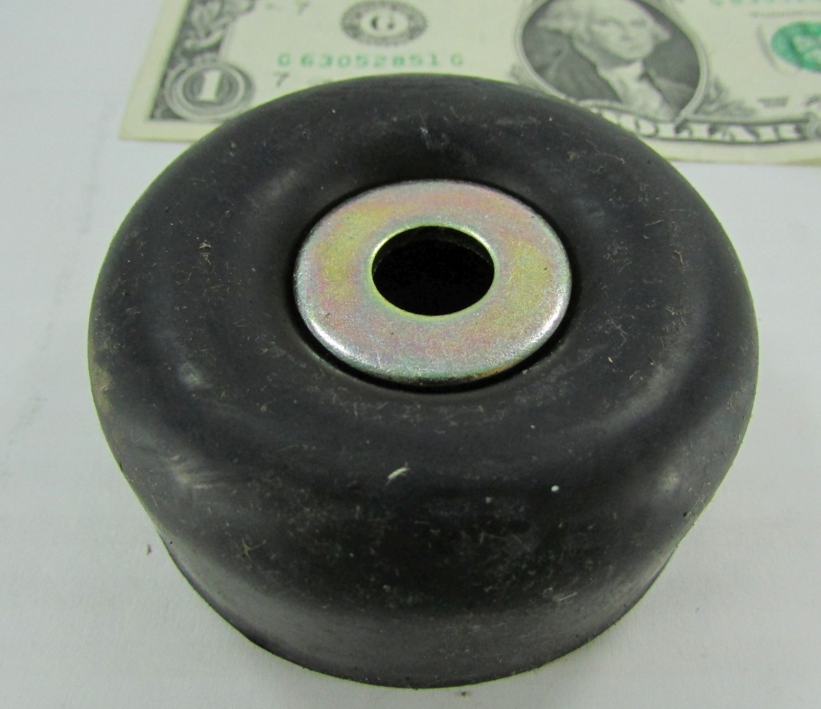 4-PC Rubber Vibration Isolators, Shock Mounts w/Washers 2.5″ OD x 7/16″ ID x 1″