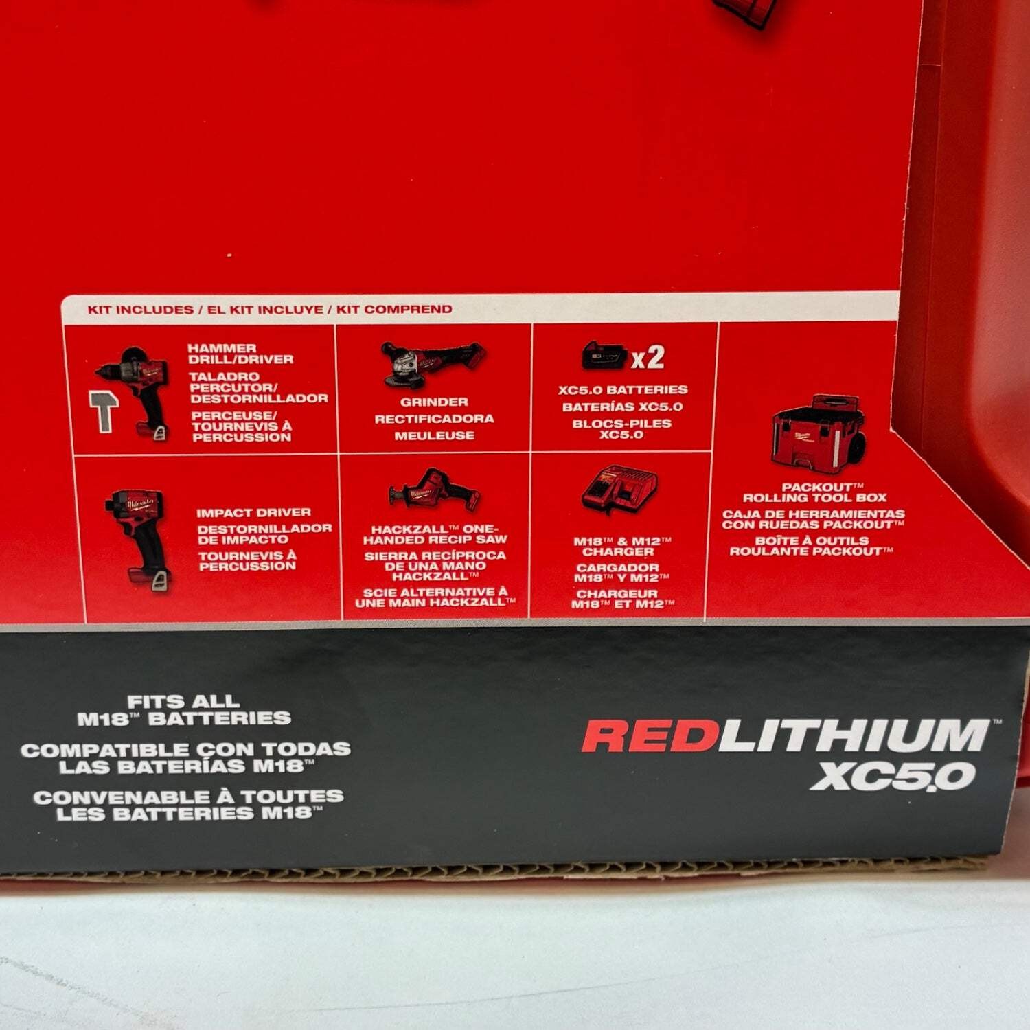 New Milwaukee 3697-24P0 M18 18V 4-Tool Combo Kit Packout Rolling Tool Box