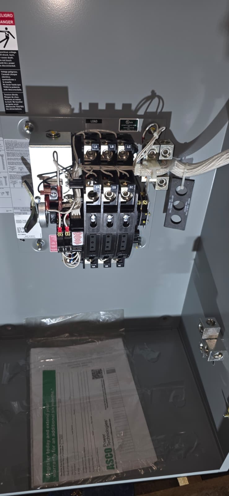 NEW ASCO ATS 200 AMP 208V 3 PHASE TRANSFER SWITCh