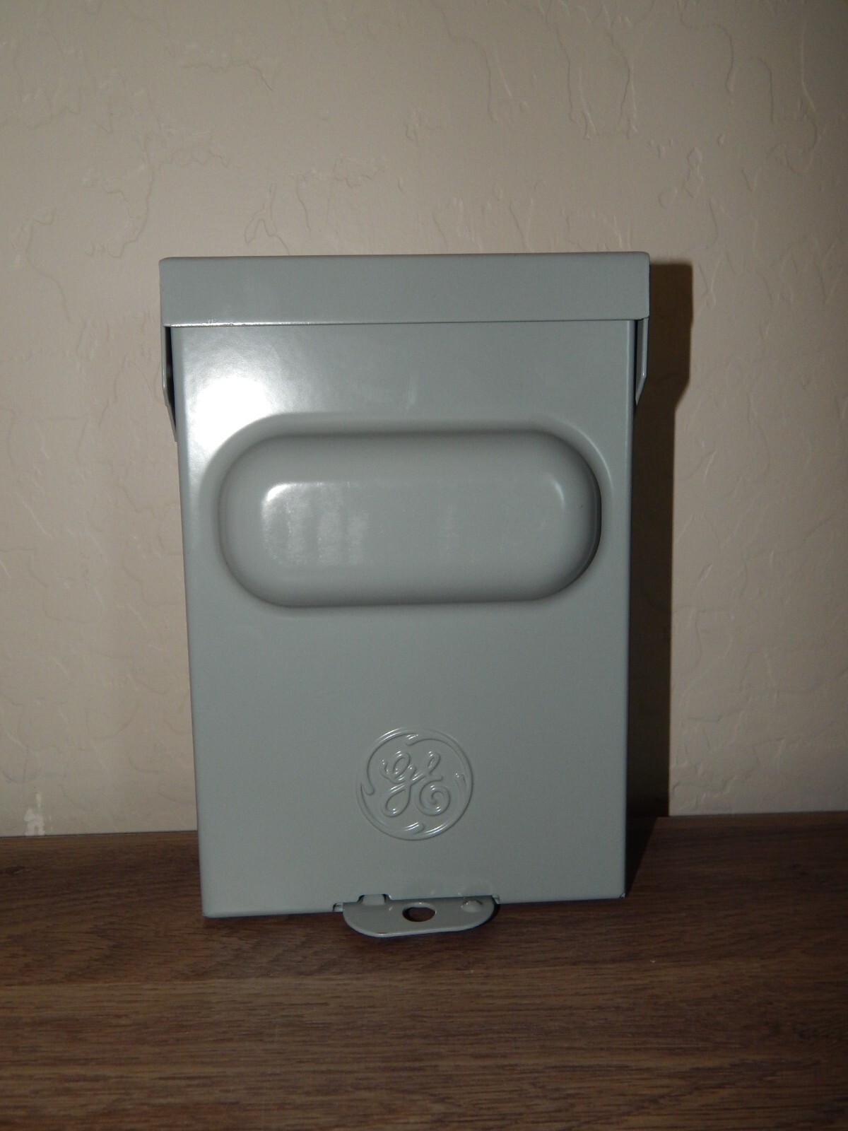 NEW GE TF30RCP 30 Amps Air Conditioner Disconnect