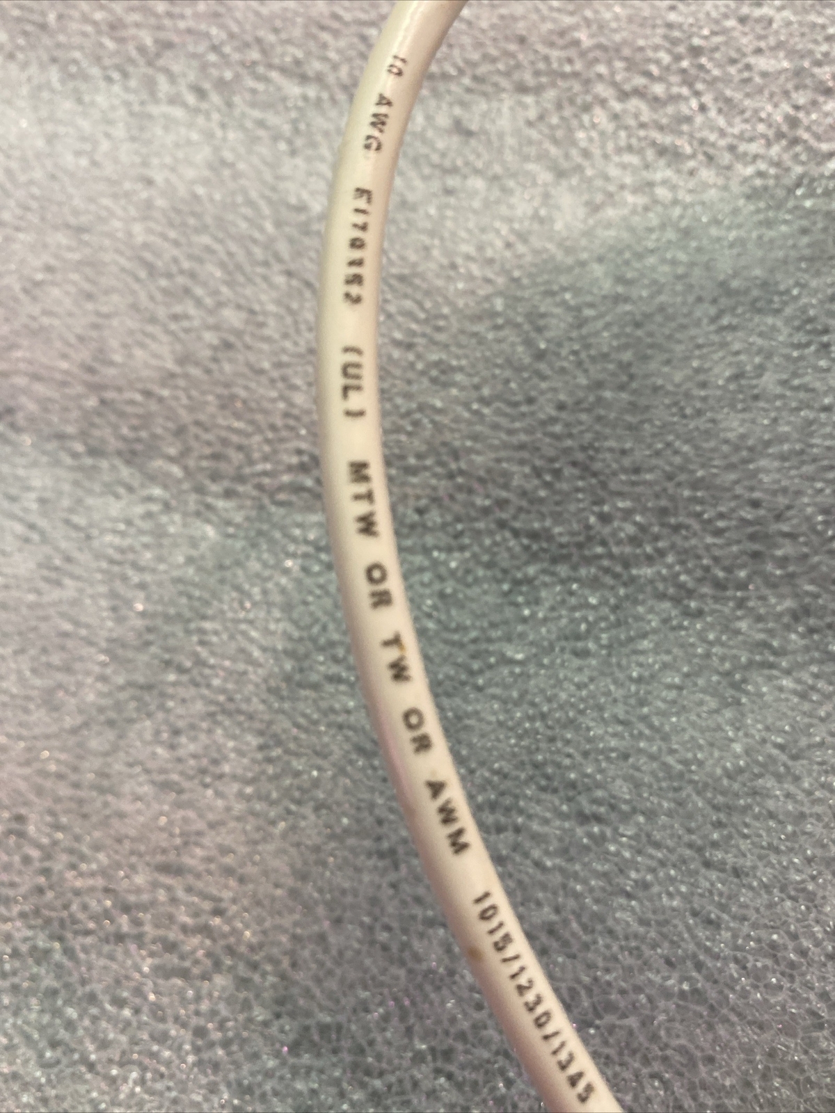 10AWG 600V MACHINE TOOL WIRE P/N: 07597 WHITE 100Ft Oil/Moisture Resistant