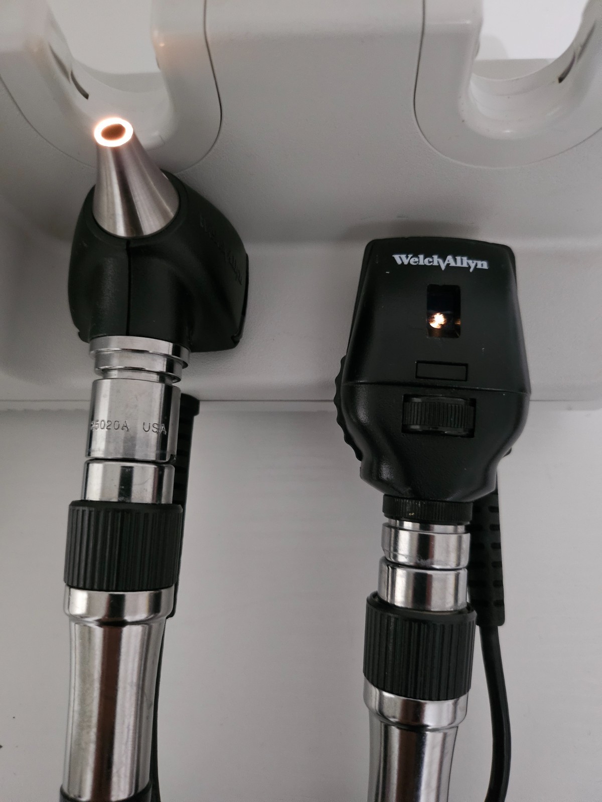 Welch Allyn 767 Wall Transformer with Heads Ophthalmoscope & Otoscope