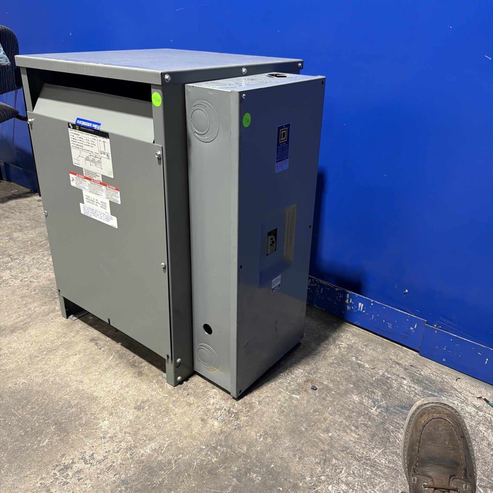 Square D 30kVA 480V Transformer 3PH 60HZ 208Y/120V 30T3HFISNLP 🟦