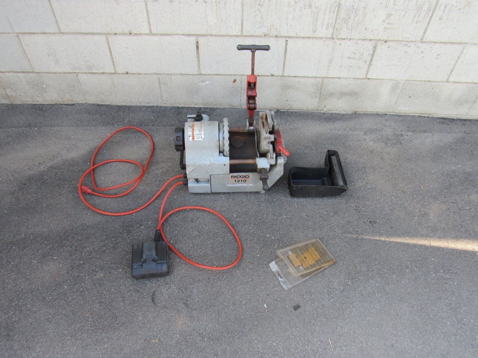 Ridgid 1210 Portable Pipe Threading Machine NPT Plumbing Repair Thread