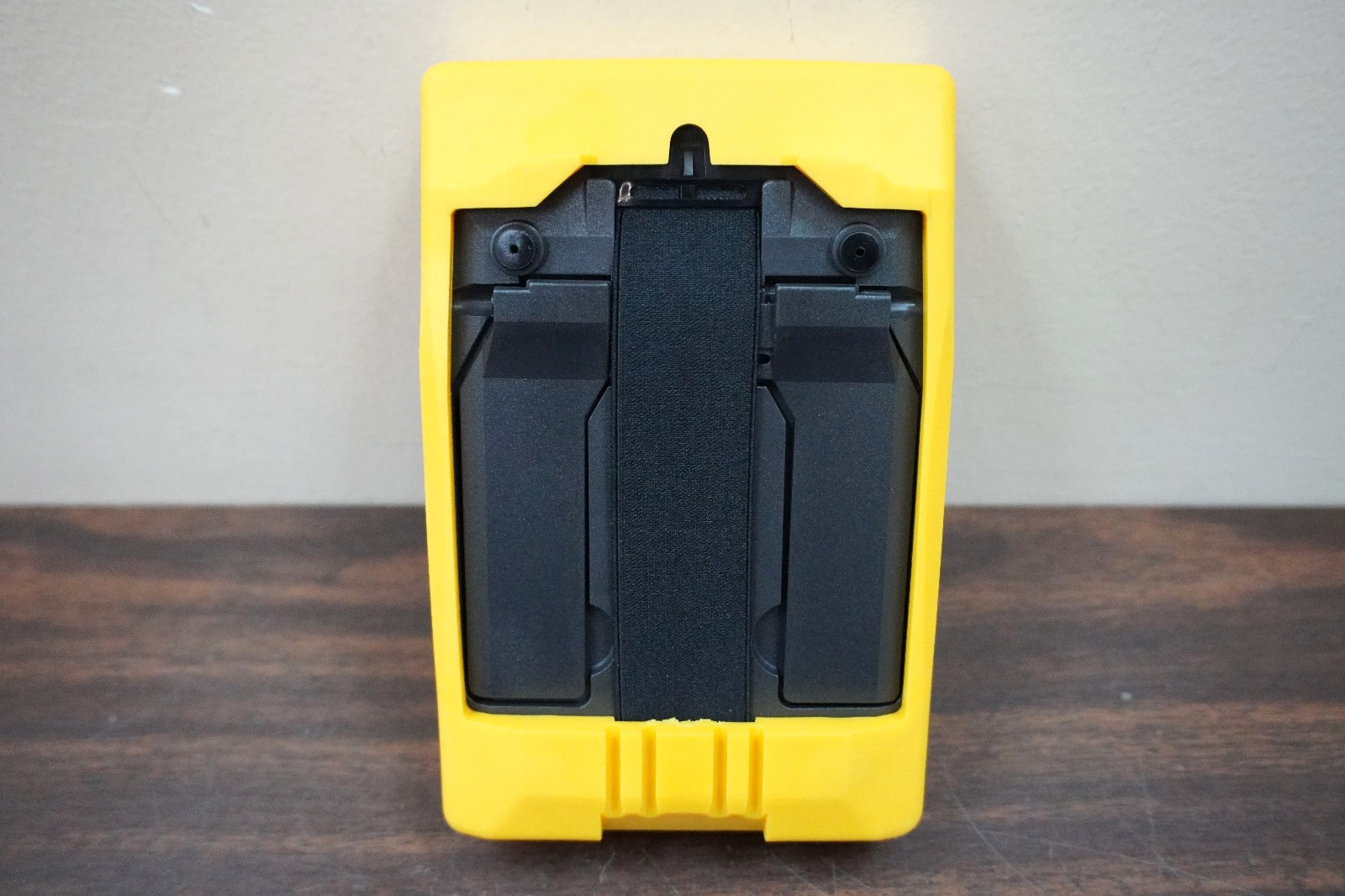 AEMC 1015 Analog Megohmmeter 1000 Ohms Resistance 500V 1000V Test Voltage