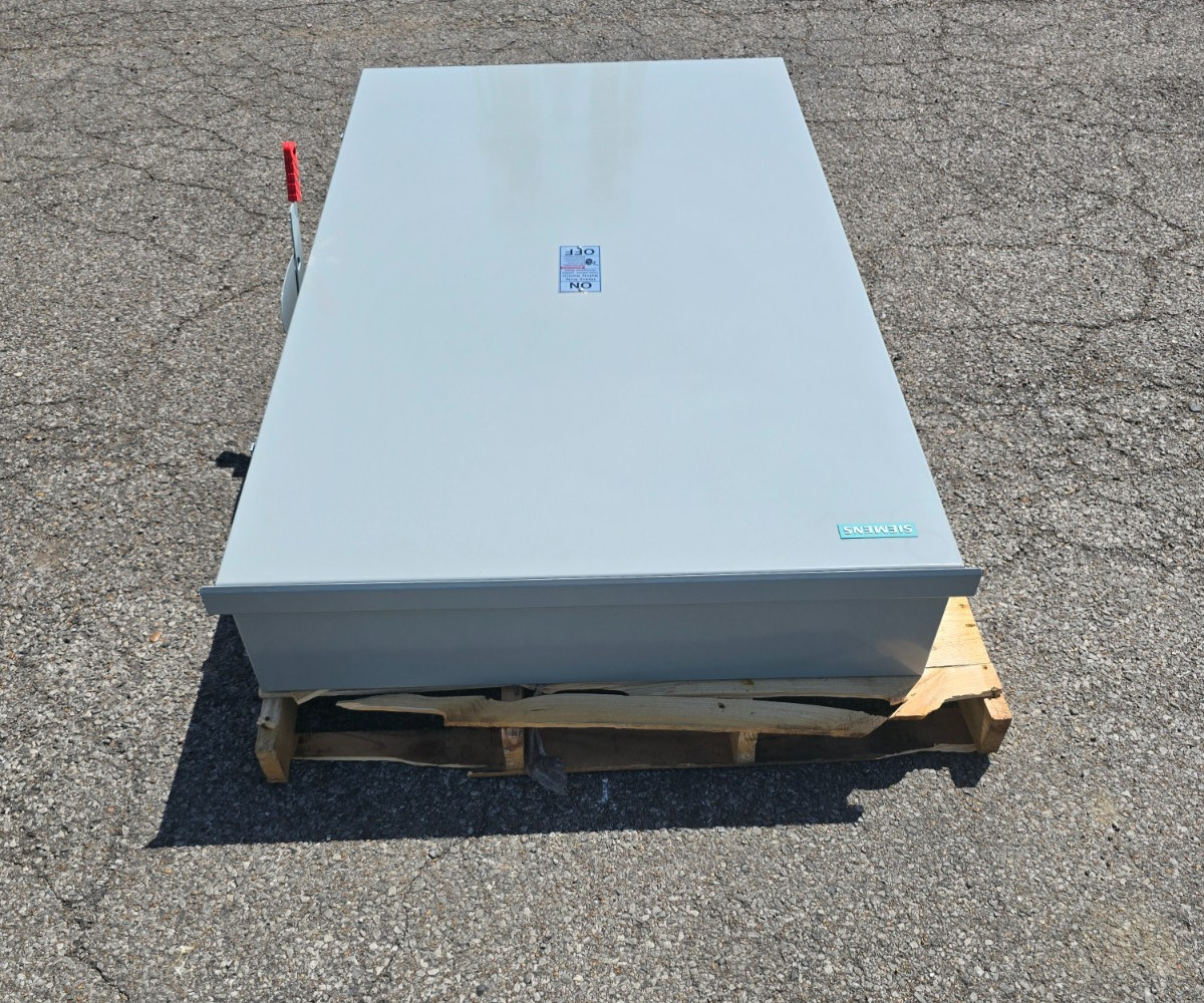 Siemens HF368NR Heavy-Duty Safety Switch,Type 3R, 1200A,New In Box!MAKE OFFER!