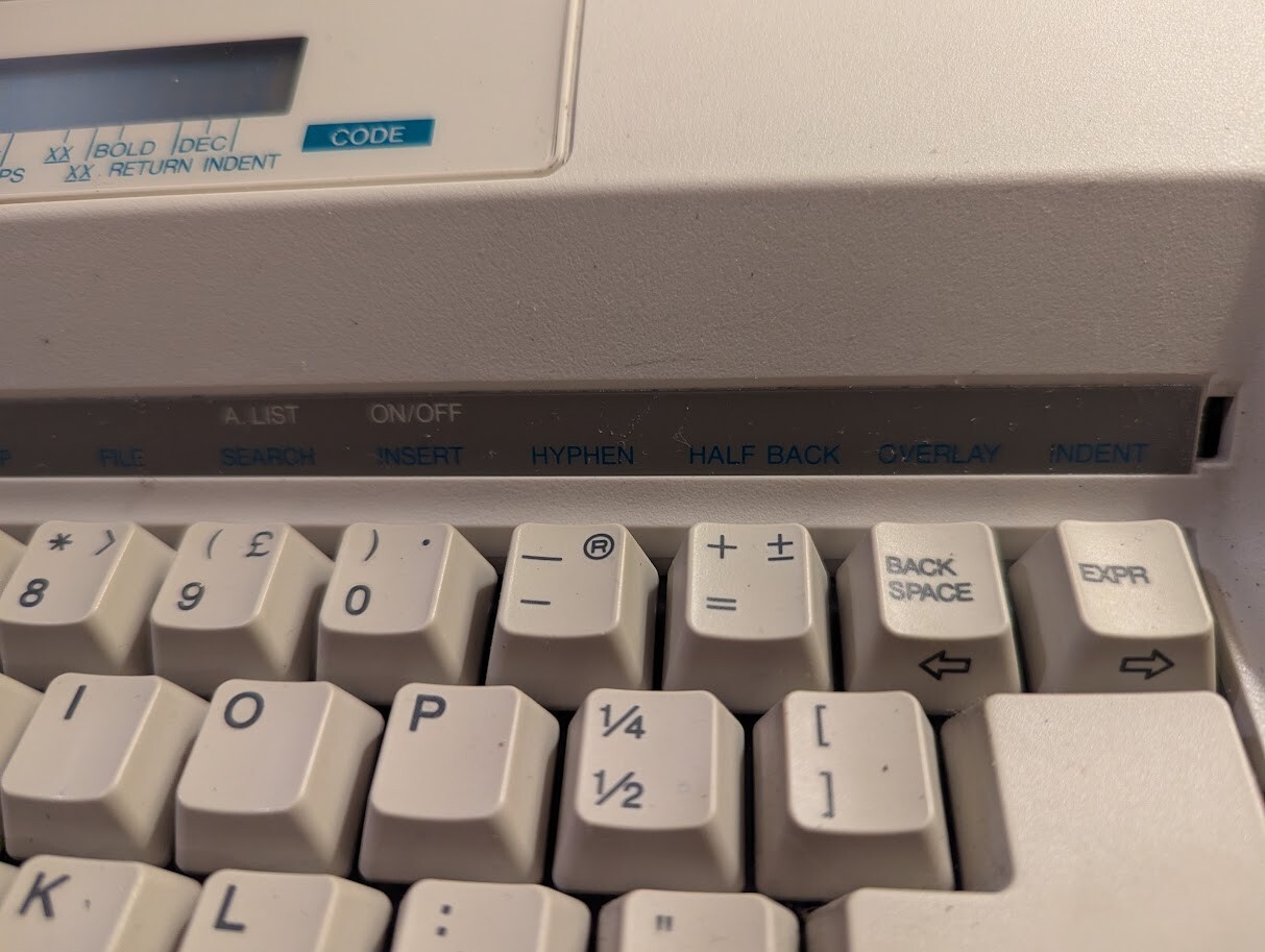 RARE! Olympia Carrera de Luxe MD – Electronic Typewriter – Clean / Tested!