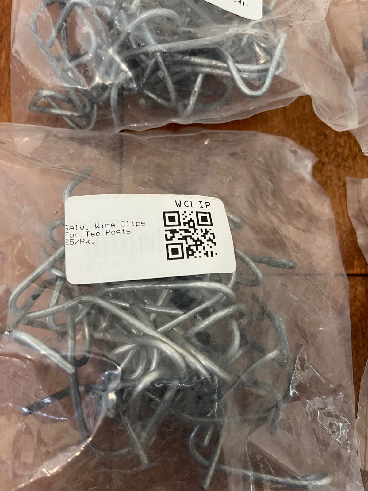 T-Post Wire Clips, Galvanized Steel Fence Clips, Heavy-Duty ( 100 Pcs. )