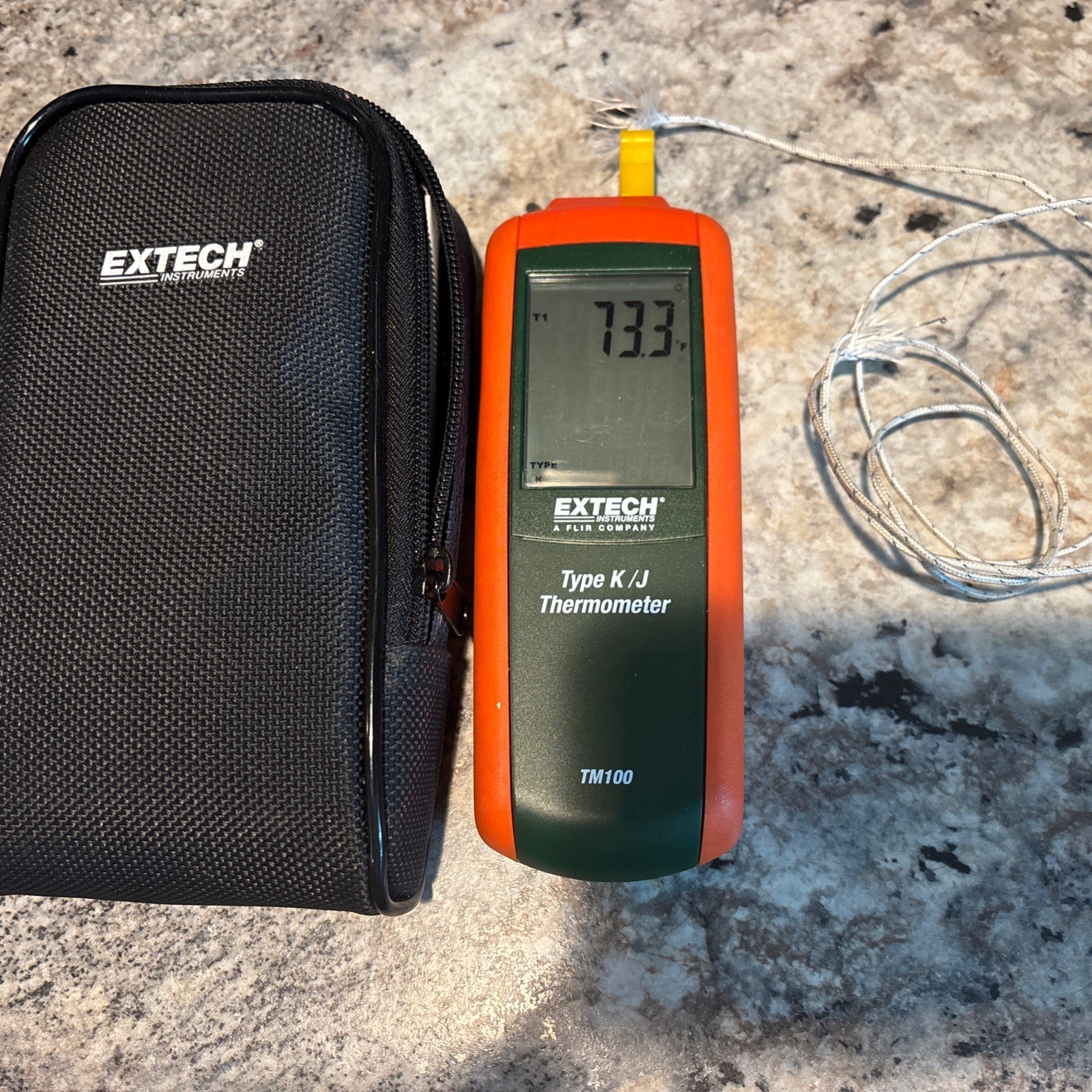Extech TM100: Type K/J Single Input Thermometer