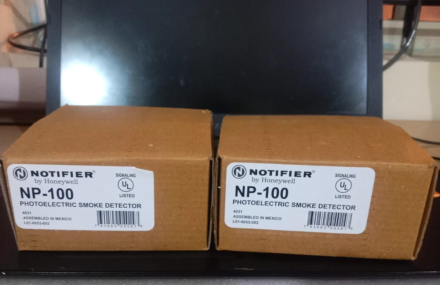 NP-100 Notifier Photoelectric Smoke Detector Fire Alarm