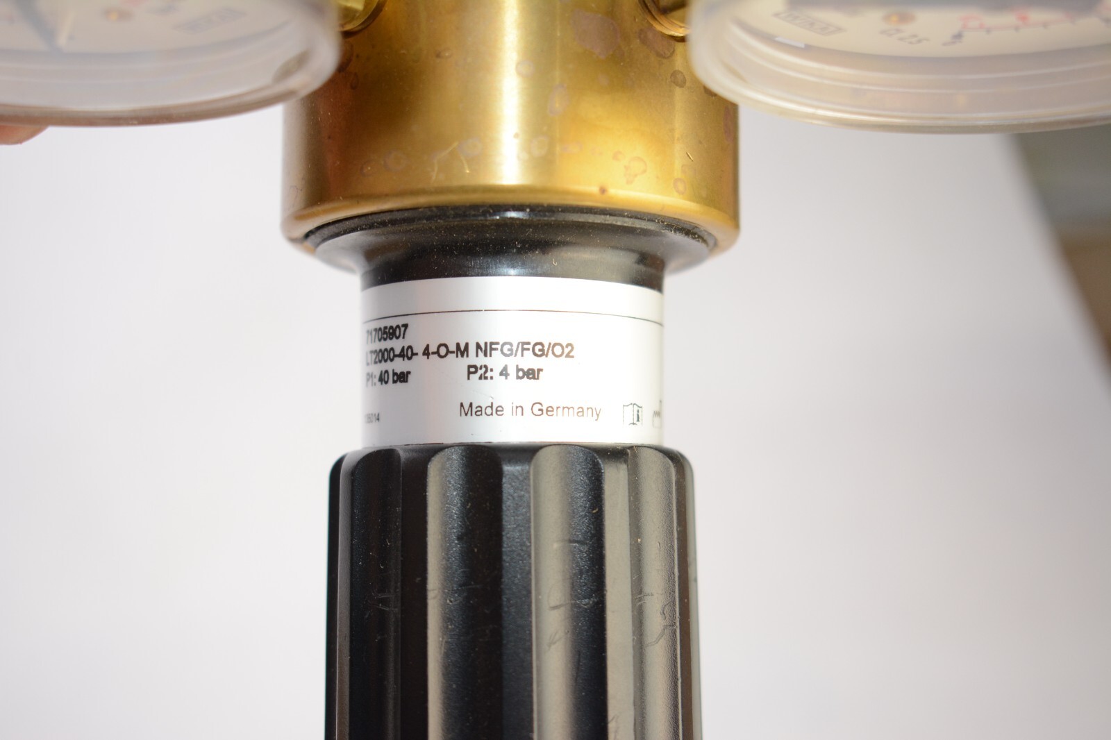 SPECTRON PRESSURE REGULATOR LT2000-40-4-NFG/FG/O2