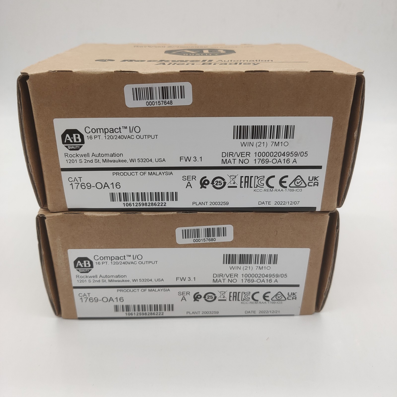 NEW SEALED 1769-OA16 AB Compact I/O 16 Pt 120/240VAC OUTPUT Module TX