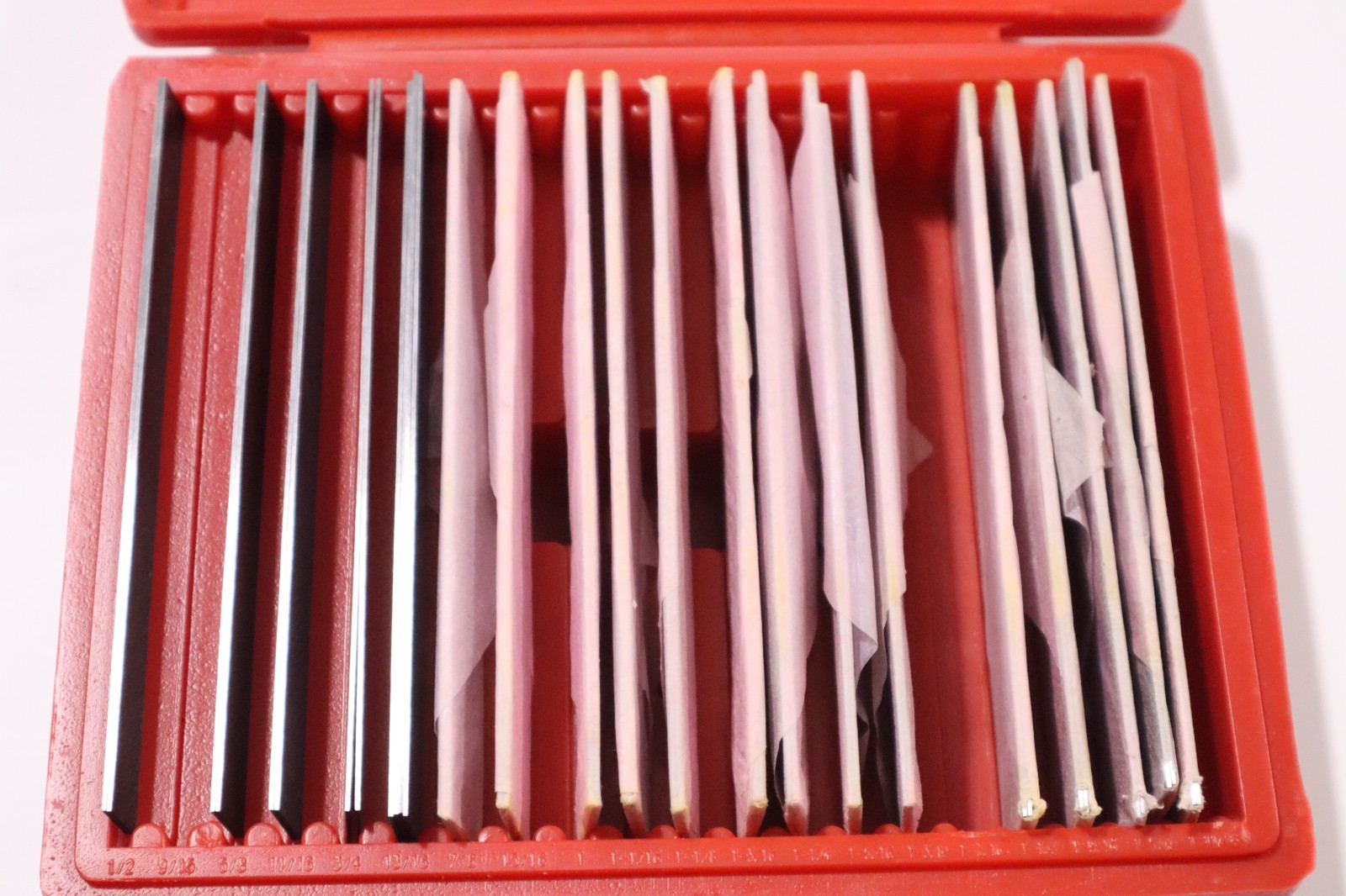 1/32″ PARALLEL SET, 20 PAIRS, 1/2″ TO 1-11/16″, ** MISSING 3/4″ ** L019