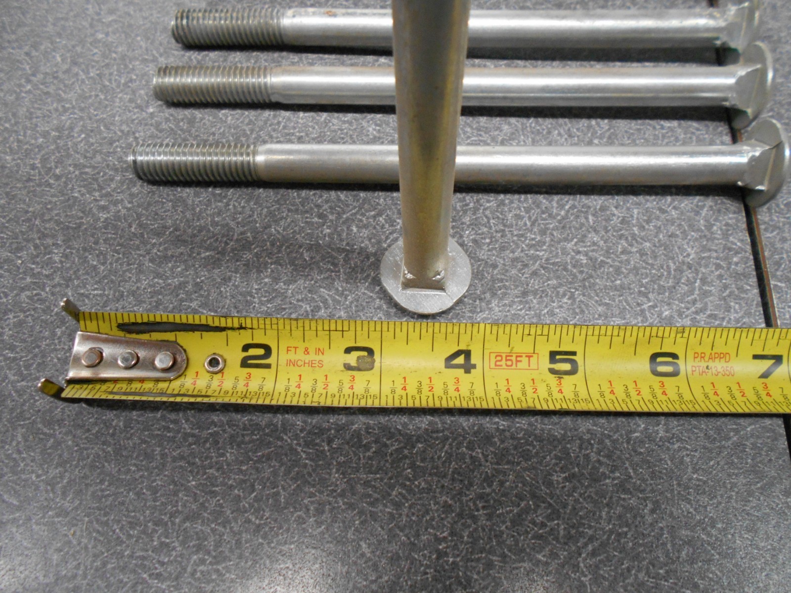 Carriage Bolt 7/16″ x 7.00″. Carriage Bolts. (LOT OF 7), Grade 2, Coarse. NOS!