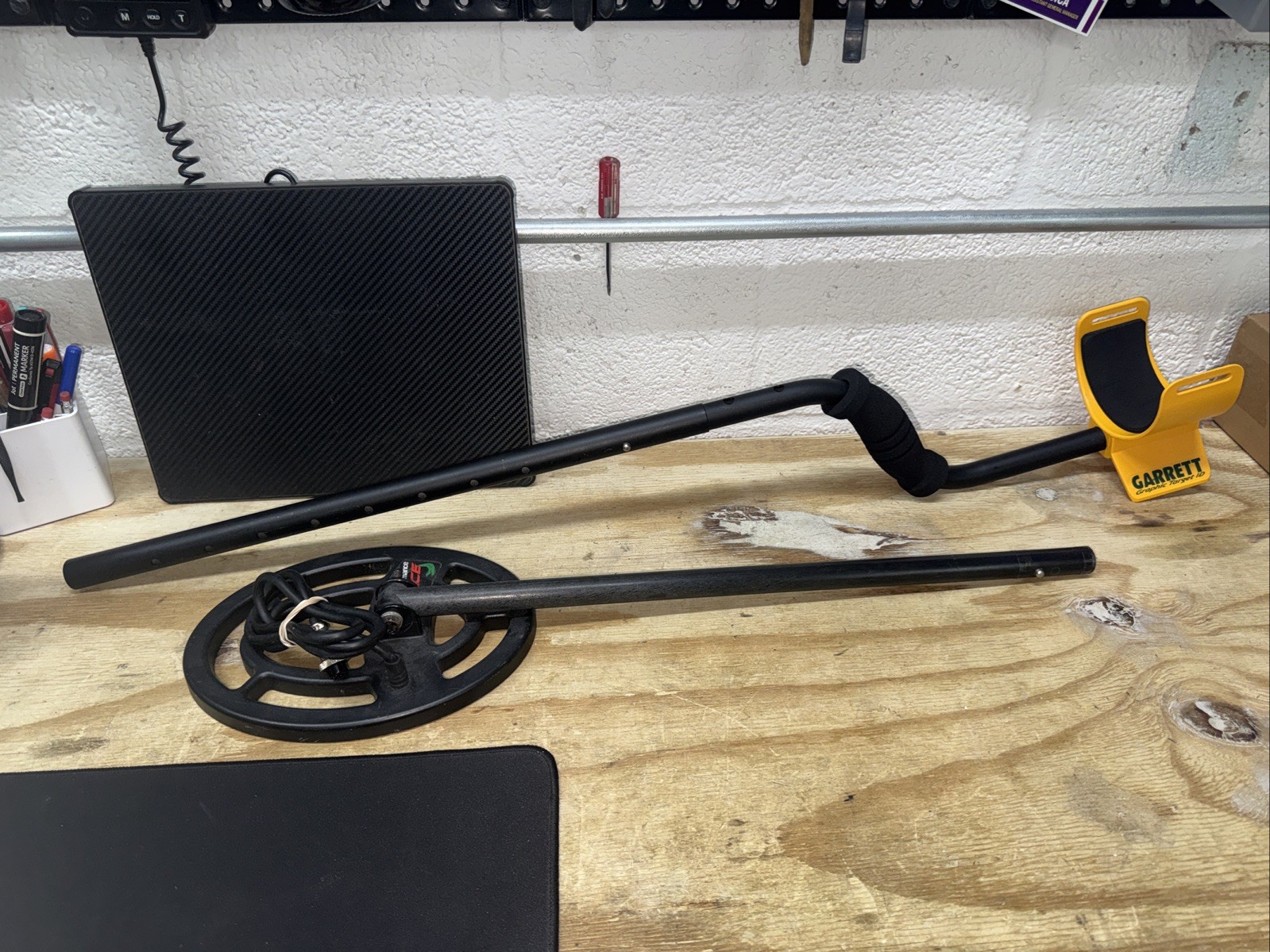 Garrett ACE Metal Detector 6.5×9″ PROformance Coil and Handle ONLY! – READ!
