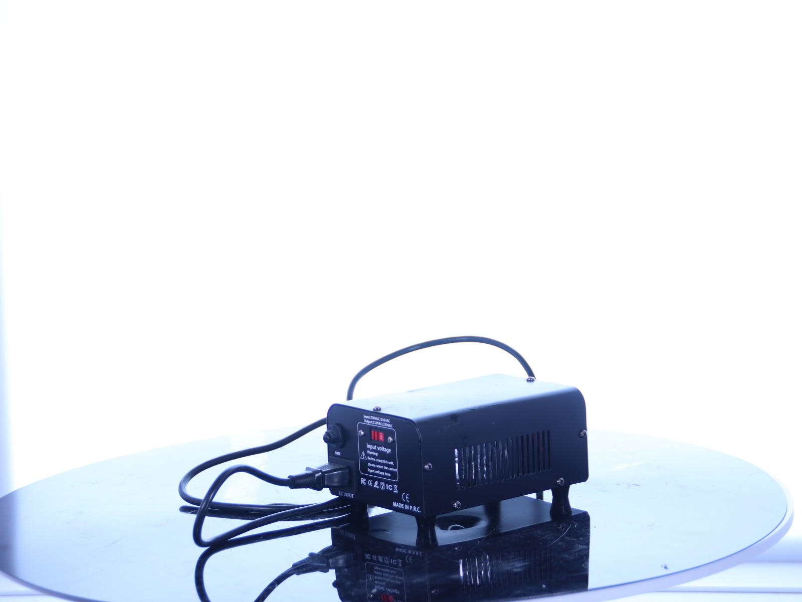 LVYUAN Step Up & Step Down Voltage Transformer 110 V / 230 V DT-500VA
