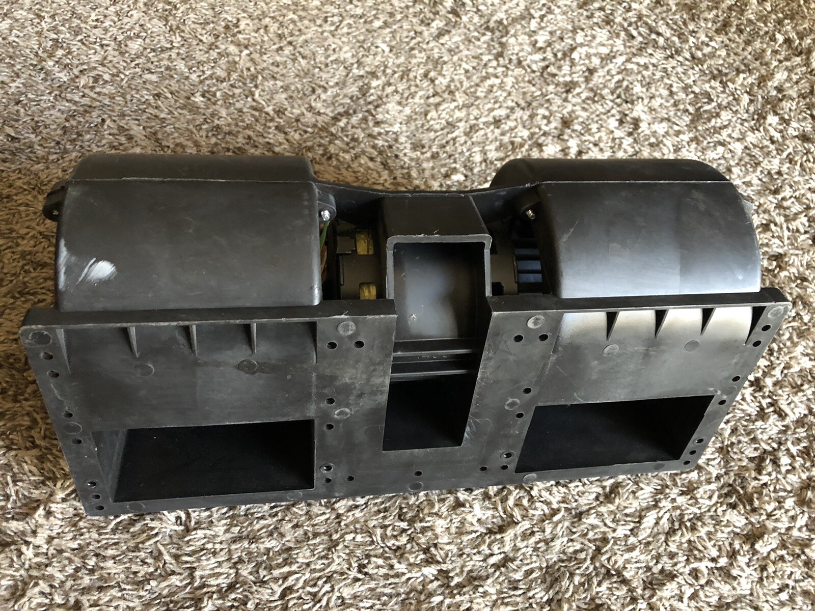 traulsen 325-60013-11 blower assembly ecm bh1400-53 230v Untested Free Shipping