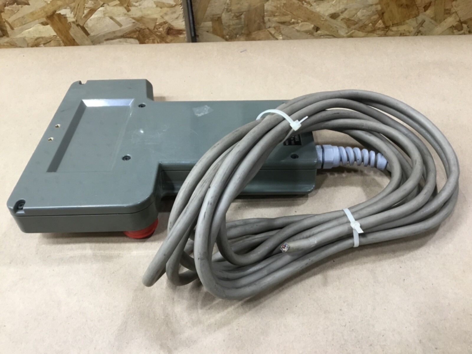 Yamaha MPB-126 Teach Pendant Controller Cut Cord #43H38RM