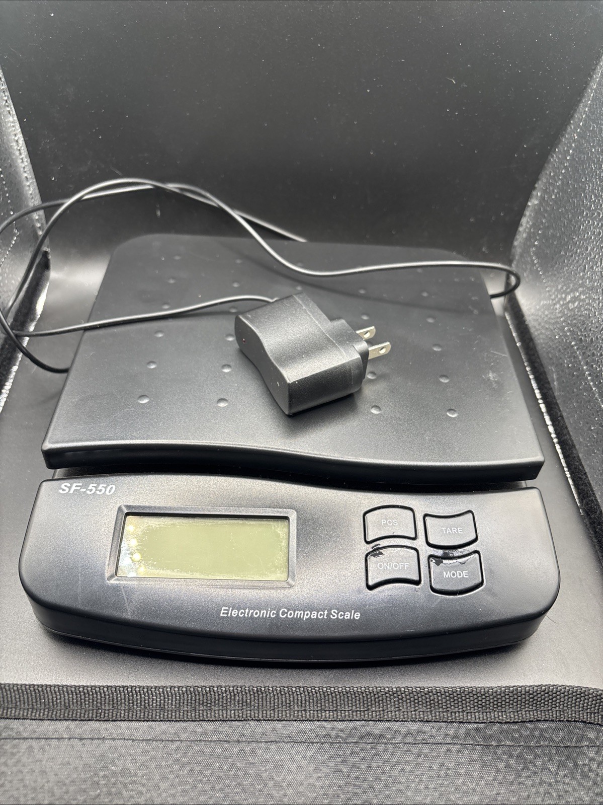Horizon 66LB x 0.1oz Digital Postal Shipping Scale SF-550 V4 Desktop Scale Black