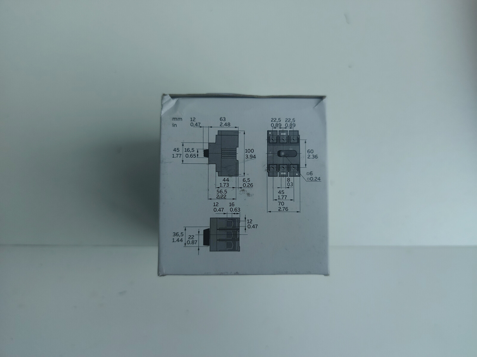 ABB OT125F3 Switch Disconnector 1SCA105033R1001 3-pole, front operated