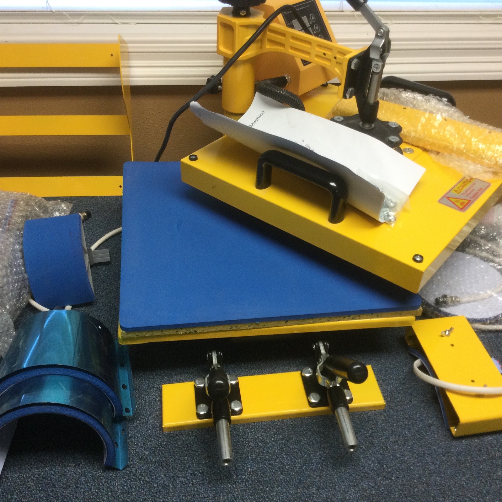 8 in 1 Heat Press Machine 15 x 15 in Transfer Sublimation T-shirt. Unused