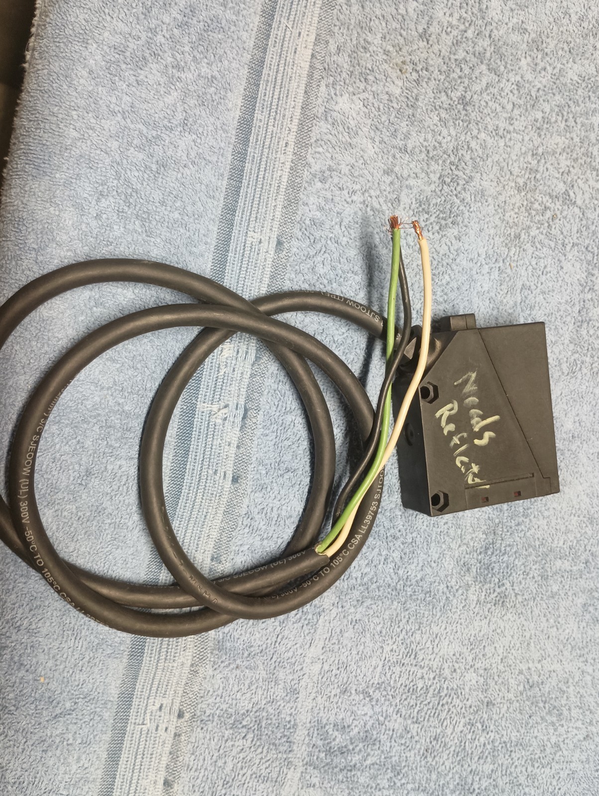PEPPERL+FUCHS Visolux Photoelectric Sensor RLK39-54/31/40a/116, Part # 88822